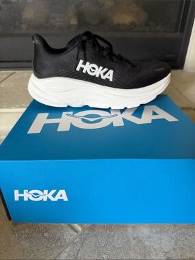 Hoka Black and White Athletic Trainer